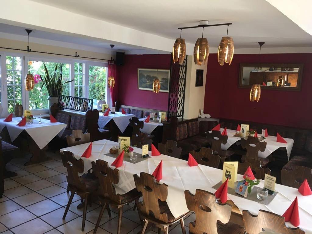 Zum Weissen Ross Hotel Nidda Eksteriør billede