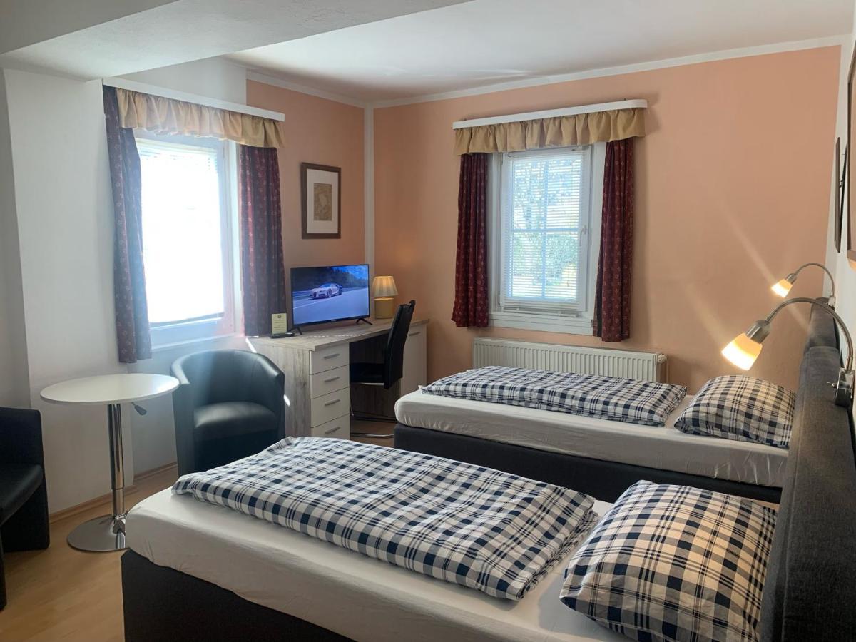 Zum Weissen Ross Hotel Nidda Eksteriør billede