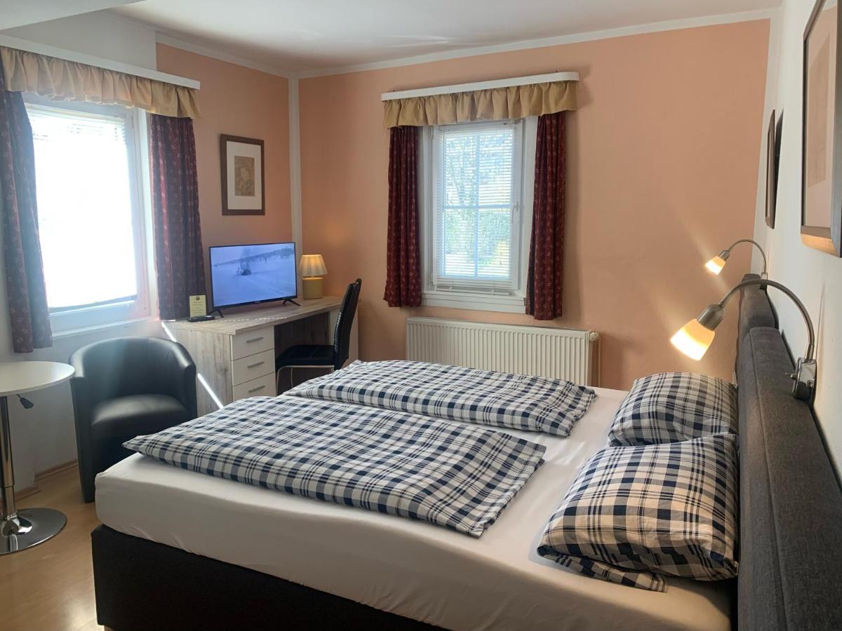 Zum Weissen Ross Hotel Nidda Eksteriør billede